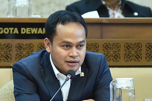 DPR Warning Wacana WFH bagi ASN Jangan Kurangi Efektivitas Pelayanan Publik