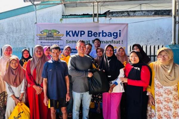 KWP–Bank Mandiri Salurkan 2.000 Paket Sembako Hingga ke Pelosok Desa