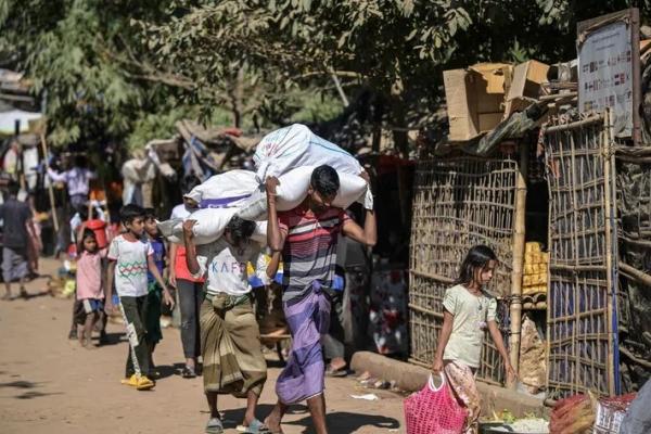 PBB Rombak Program Bantuan untuk Pengungsi Rohingya di Bangladesh