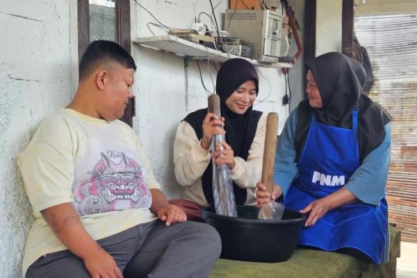 Ibu Irma dan Jejak Pemberdayaan Disabilitas Melalui PNM Mekaar
