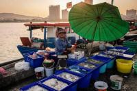 Thailand Luncurkan Skema Biaya Hidup Imbas Perang di Timur Tengah