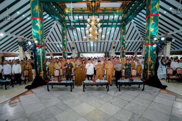 Mensos Ajak Kades se-Malang Hidupkan Puskesos dan Mutakhirkan Data