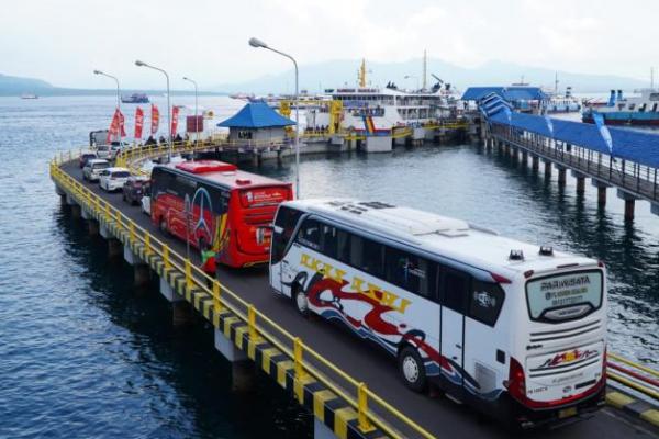 Cegah Antrean di Ketapang, Waktu Bongkar Muat Kapal Dipercepat