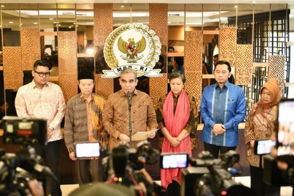 MPR Mengutuk Keras Serangan yang Menyebabkan Gugurnya Tiga Anggota TNI