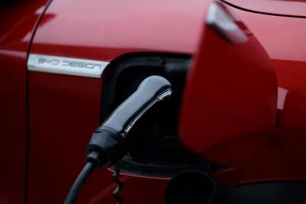 Bensin Mahal, Kendaraan Listrik Laris Manis di Selandia Baru