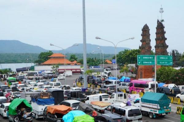 Libur Paskah, Penumpang ASDP di Lintasan Sumatera-Jawa-Bali Melonjak