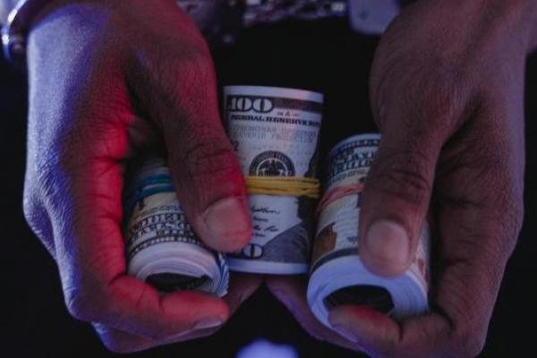 Hukum Mencuri karena Kelaparan, Apakah Diperbolehkan dalam Islam?