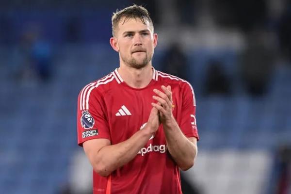 Cedera Kronis, De Ligt Terancam Absen hingga Akhir Musim