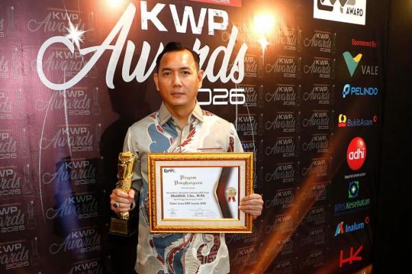 KWP Award, Ubaidillah Dianugerahi Tokoh Penjaga Etika Penyiaran Publik  