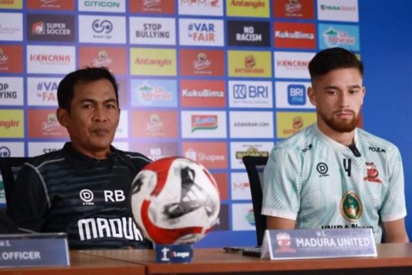 Pelatih Madura United Beberkan Kunci Kemenangan atas Persebaya