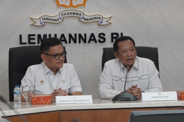 KPK Serahkan Barang Rampasan Senilai Rp3,52 Miliar ke Lemhannas