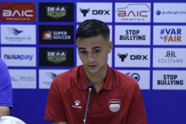 Sepakat dengan Hodak, Reijnders Soroti Start Buruk Persib Lawan Dewa