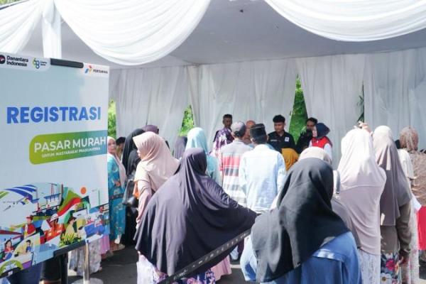 Warga Cianjur Antusias Kunjungi Pasar Murah Inisiasi Pertamina