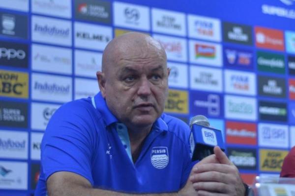 Imbang Lawan Arema, Hodak Sebut Persaingan Juara Semakin Menantang