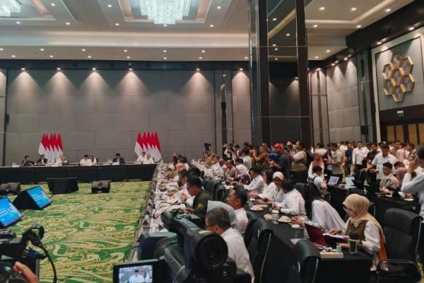 Menko PM: Kemiskinan Ekstrem Turun Drastis, Target 0 Persen di 2026