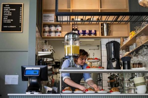 Unik, Kafe di Swedia Ini Sepenuhnya Dikelola dan Dijalankan oleh AI