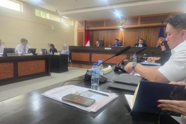  Sidang KPPU Perkara AC AUX Berlangsung Tanpa Saksi 