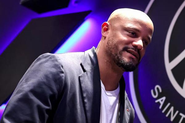 Kalah Tipis dari PSG, Kompany Percaya Bayern Bisa Balikkan Keadaan