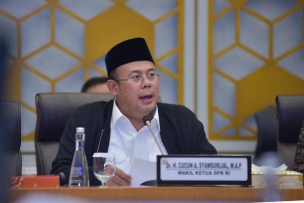 DPR: Menjaga Kesejahteraan Pekerja adalah Fondasi Ketahanan Nasional