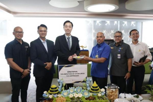 Kemenhub Serahkan Sertifikat Tipe Validasi Drone Kargo ke Manufaktur China