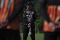 Pelatih Persija Tetap Percaya Diri Hadapi Persib di Samarinda 