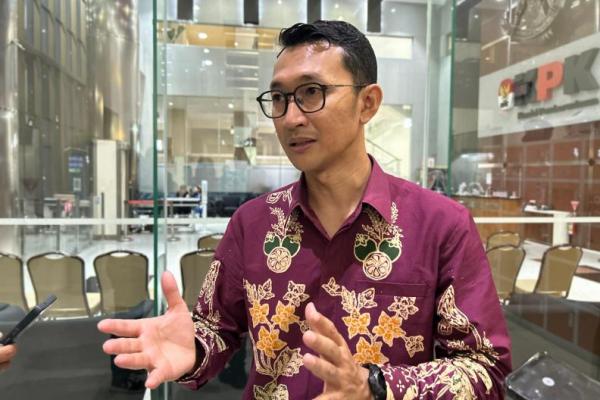 KPK Geledah Rumah Pengusaha Heri Black Terkait Korupsi Bea Cukai