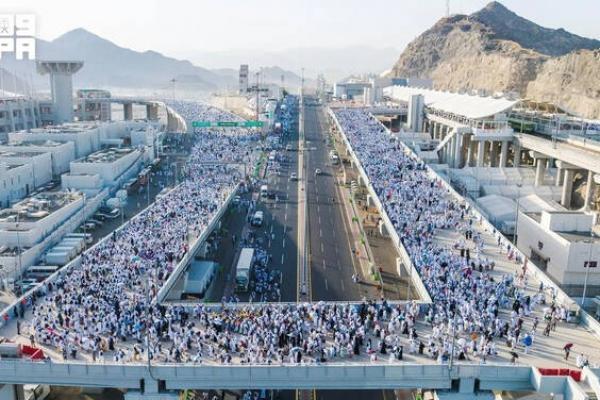 Saudi Peringatkan Ancaman Cuaca Ekstrem Jelang Puncak Haji