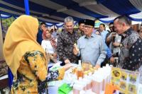 Mendes Puji BUMDes Tuntang di Semarang: Layak Direplikasi Desa se-Indonesia