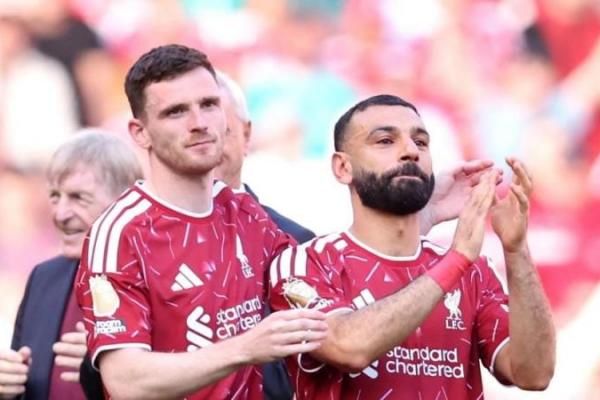 Mohamed Salah dan Andy Robertson Resmi Berpisah dengan Liverpool