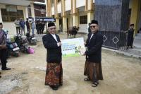 Kemendikdasmen Salurkan 159 Hewan Kurban ke Aceh hingga Papua