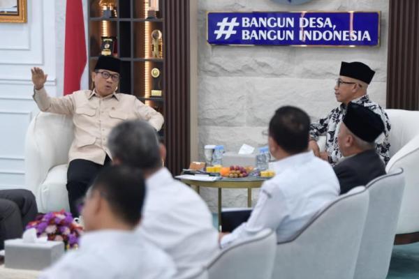 Mendes Siap Hadiri Haul dan Munas Alumni Al Hikmah 2 di Brebes