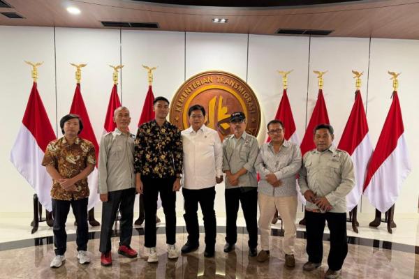 Wamen Viva Yoga Bertemu Nelayan Pantura Bahas Kesejahteraan-Perlindungan