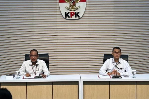 KPK Tahan Direktur Maktour dan Ketum Kesthuri Terkait Korupsi Kuota Haji