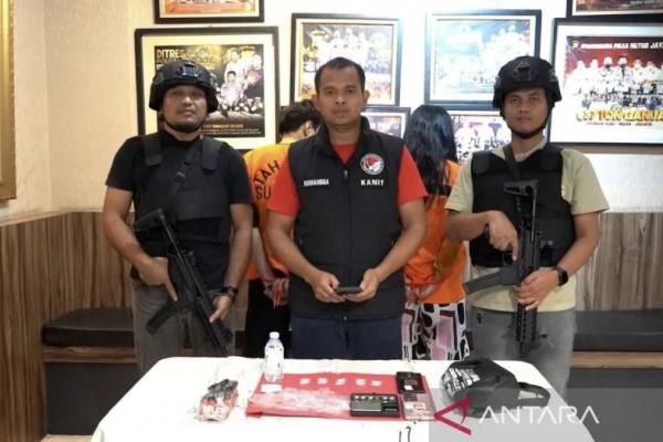 Kompak Jadi Pengedar Sabu, Pasutri di Bekasi Diciduk Polda Metro Jaya