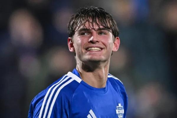 Mourinho Gagal Bawa Pulang Nico Paz ke Real Madrid