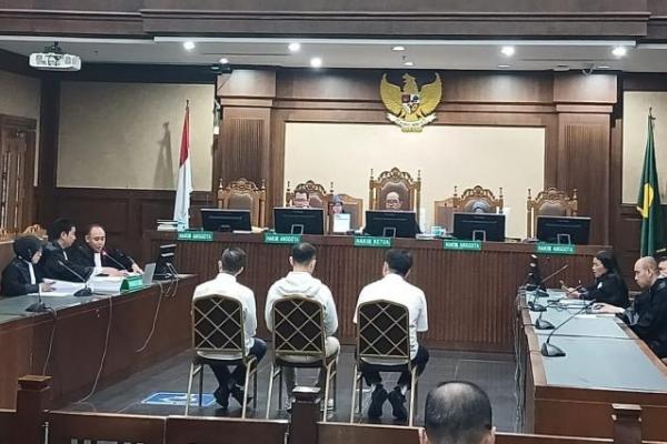 Suap Pejabat Bea Cukai, Bos Blueray Cargo Dituntut 3 Tahun Penjara