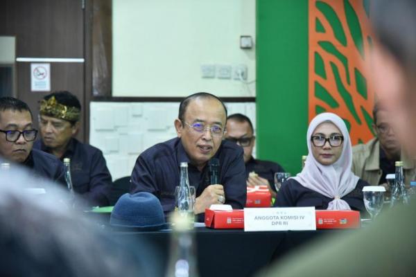 DPR Minta Pemerintah Pastikan Status Lahan Warga di Hutan Lindung