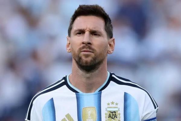 Lionel Scaloni Bantah Hoaks Ayah Messi Meninggal Dunia