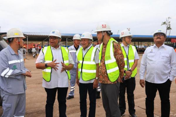 Wamenaker: Penggunaan TKA Harus Berdampak pada Peningkatan SDM Lokal