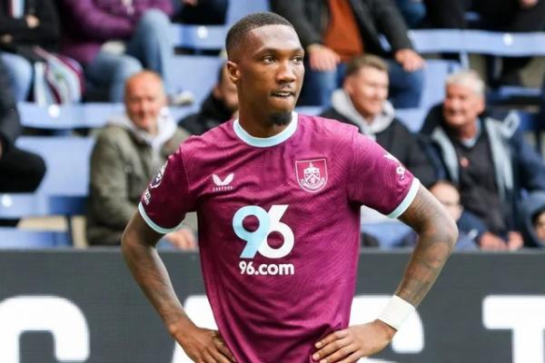 Brentford Jajaki Transfer Jaidon Anthony, Burnley Pasang Harga