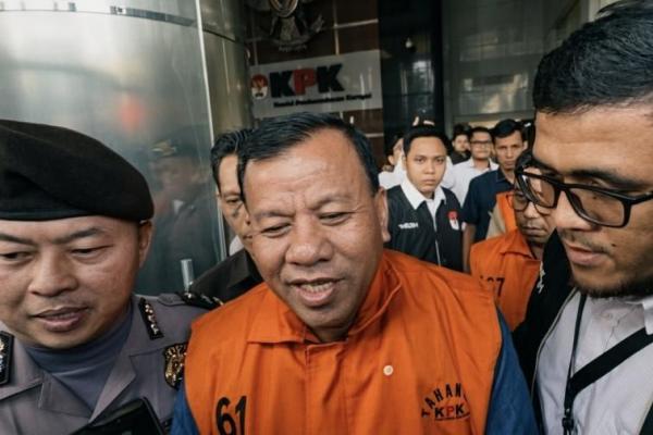 Bupati Kuansing Suhardiman Amby Minta Doa Usai Jadi Tersangka KPK