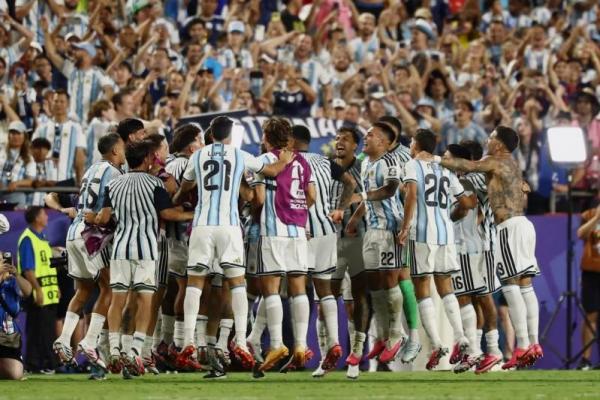 Argentina ke Semifinal, Scaloni Akui Swiss Bikin Repot