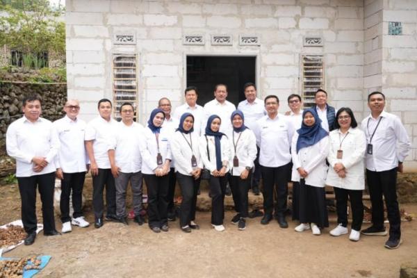 Danantara Dukung Penguatan Ekonomi Kerakyatan, Tinjau Pemberdayaan Nasabah