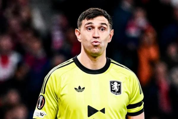 Spaletti Yakin Emiliano Martinez Ingin Berpisah dengan Aston Villa