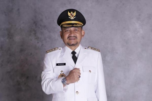 KPK OTT Bupati Pemalang Anom Widiyantoro