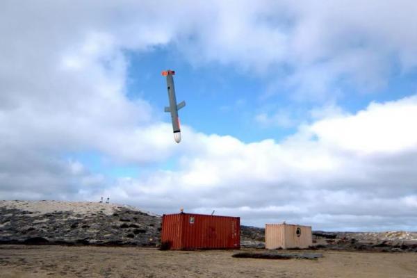 Jepang Uji Coba Perdana Rudal Tomahawk dari Kapal Perang