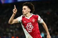 Akliouche ke PSG, Liverpool Belum Temukan Pengganti Mo Salah