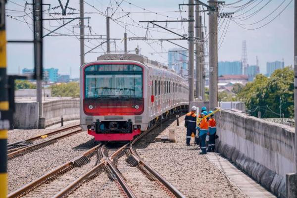 KAI: Volume Pengguna Commuter Line di Stasiun Citeras Meningkat