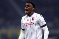 Manchester United Bidik Bek Bologna, Harga Tembus Rp390 Miliar