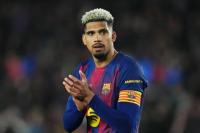 Anti Drama, Liverpool dan Barcelona Sepakati Peminjaman Ronald Araujo